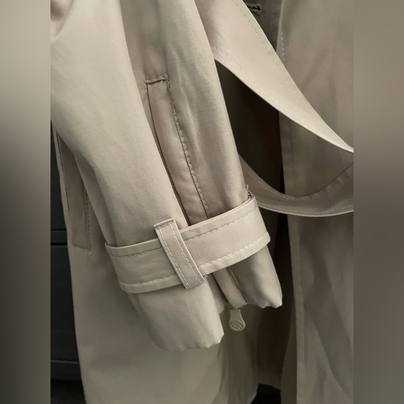 EUC Tan Nicole by Nicole Miller Belted Coat - Picture 5 of 5